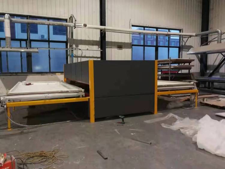 真空木紋轉印機 省掉了膠水和水洗揭紙、打毛、打亮油等工序