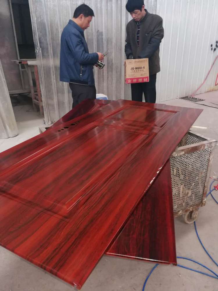 鋁板木紋轉印機 每張板材紋理逼真 附著性好 木紋不脫落